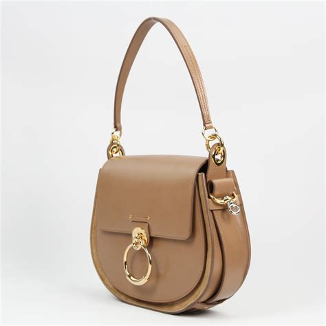 chloe tess tas